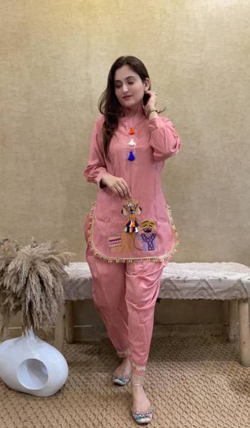 Aneema Women Kurta Pant Set