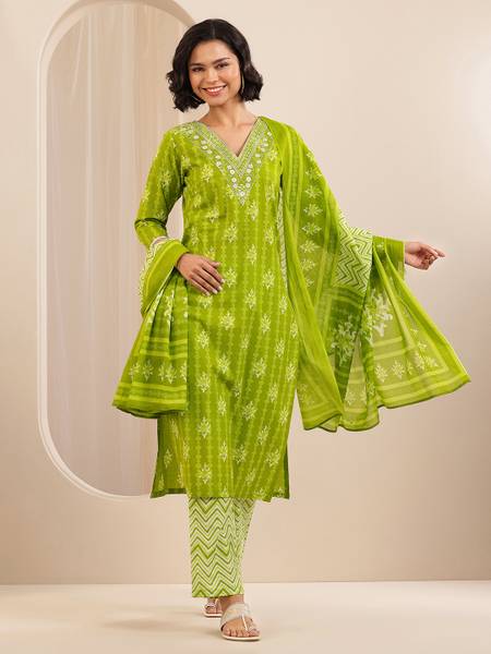 LIBAS Women Kurta Pant Dupatta Set