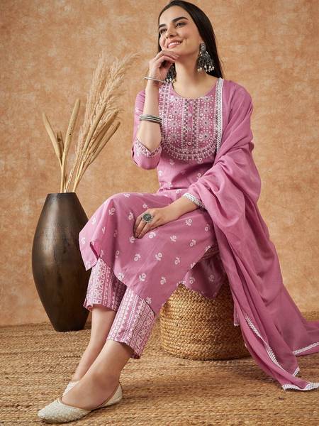 Janica Women Kurti Pant Dupatta Set