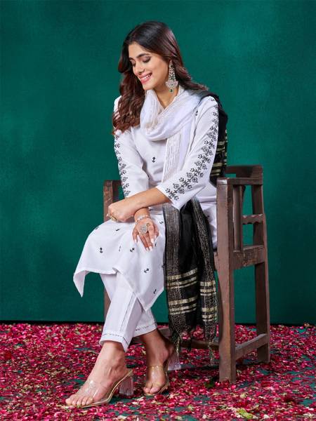 ARADHNA Women Kurta Pant Dupatta Set