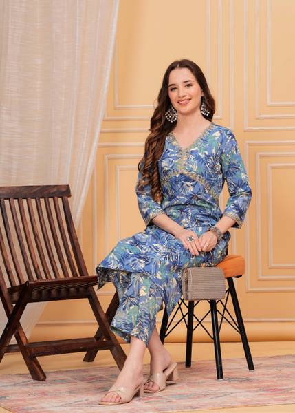 Lakshay Fashion Women Kurta Palazzo Set