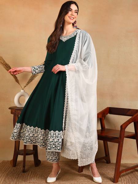 AHIKA Women Kurta Pant Dupatta Set