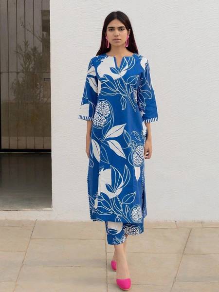 LOOKMARK Women Kurta Pant Set