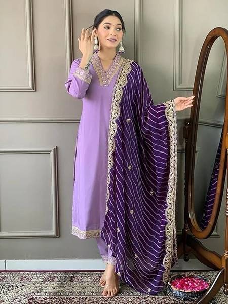 PILUDI Women Kurti Pant Attached Dupatta Set