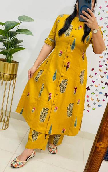 Galbaliya Women Kurta Palazzo Set
