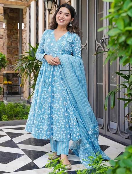 MANOJAVA Women Kurta Palazzo Dupatta Set