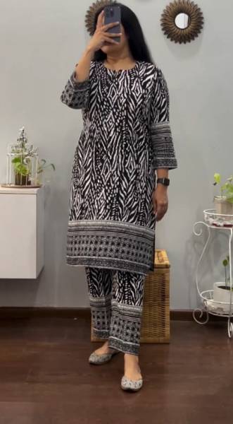 Dhibha Women Kurta Pant Set