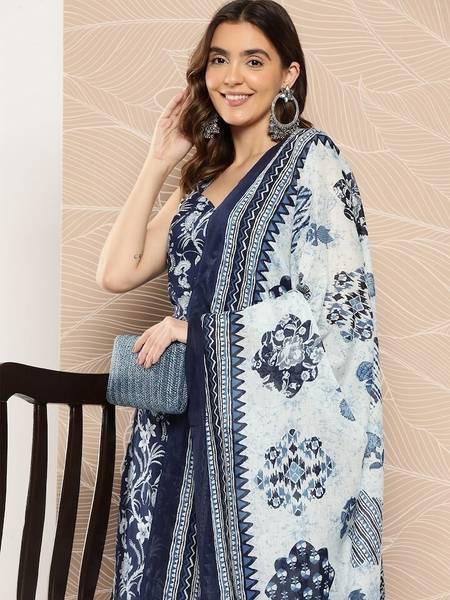 Vidusha Women Kurti Pant Dupatta Set