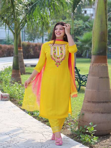 FLENGO Women Kurti Palazzo Dupatta Set