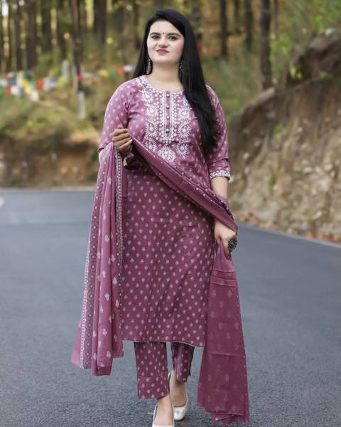 PILUDI Women Kurti Pant Dupatta Set