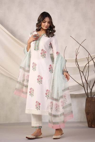 Vidusha Women Kurti Pant Dupatta Set
