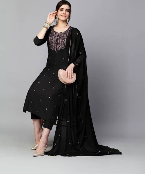 Gosriki Women Kurta Pant Dupatta Set