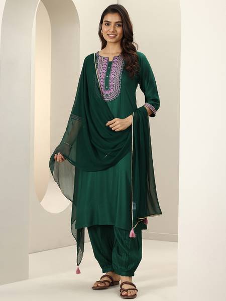 LIBAS Women Kurta Pant Dupatta Set