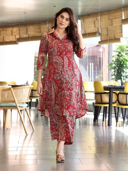 Kharoliya Women Kurta Palazzo Set