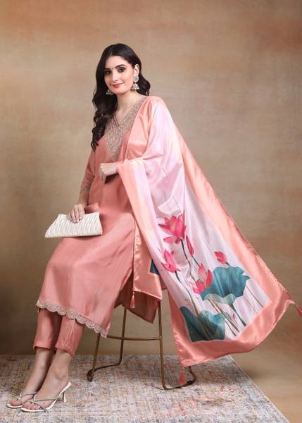 New Ethnic 4 You Women Kurta Pant Dupatta Set