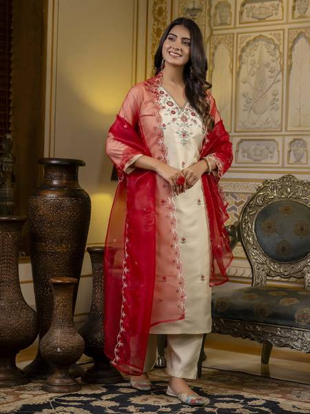 VredeVogel Women Kurta Pant Dupatta Set