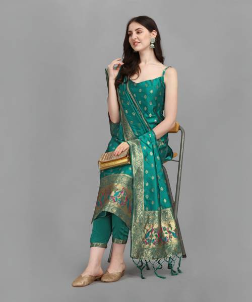 VredeVogel Women Kurta Pant Dupatta Set