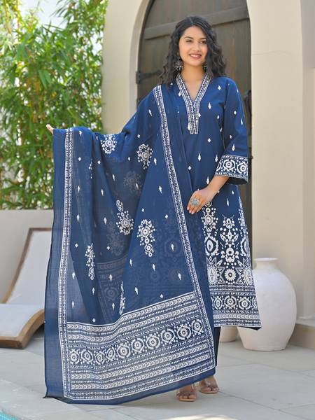 Varanga Women Kurta Pant Dupatta Set