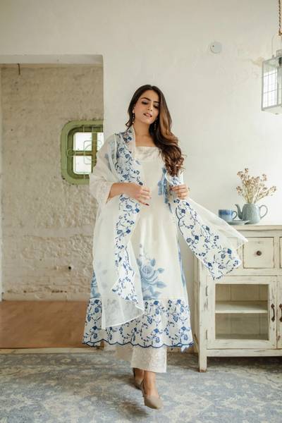 ELEGANZA Women Kurti Pant Dupatta Set