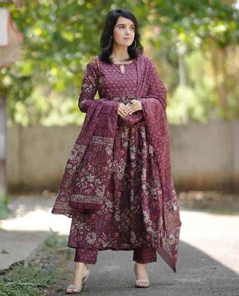 KULDEVYANI Women Kurti Pant Dupatta Set