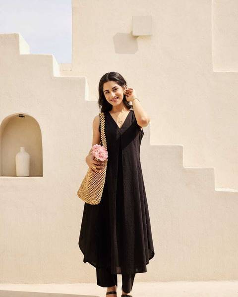 niklav Women Kurti Pant Set