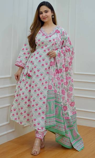 Klosia Women Kurta Pant Set