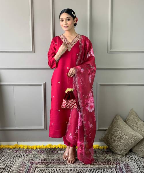 PILUDI Women Kurti Pant Attached Dupatta Set