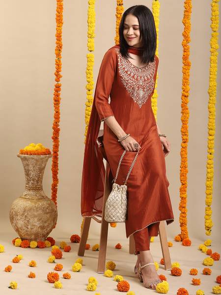 Gosriki Women Kurta Pant Dupatta Set