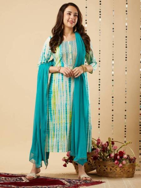 cuteshe Women Kurta Pant Dupatta Set