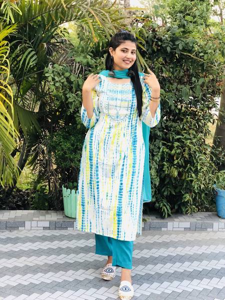 Divastri Women Kurta Pant Dupatta Set
