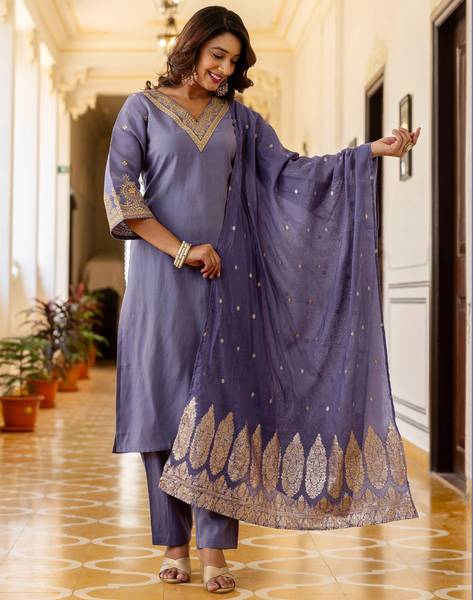 Skylee Women Kurta Pant Dupatta Set