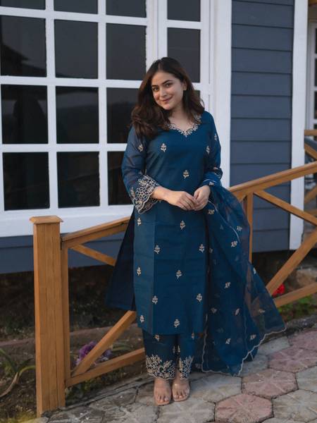 Dream Royal Women Kurta Pant Dupatta Set