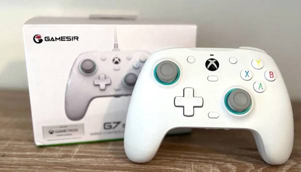GameSir G7 SE Wired Controller with Hall Effect sticks 3.5mm Audio Jack USB Gamepad