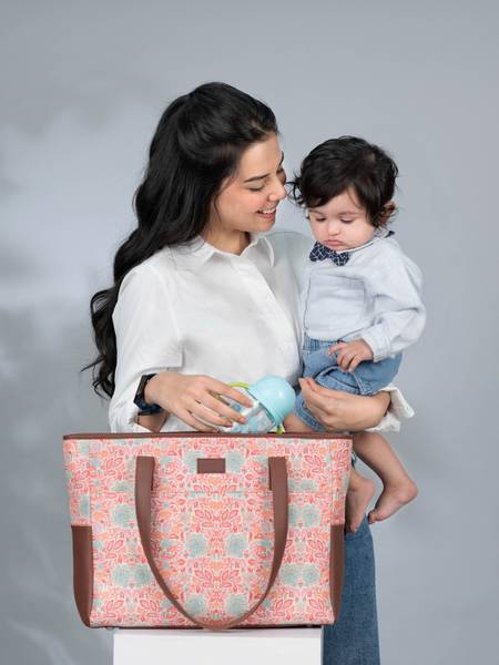 ZOUK Women Multicolor Tote