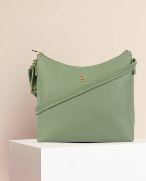 Baggit women's cosmetic on sale bag