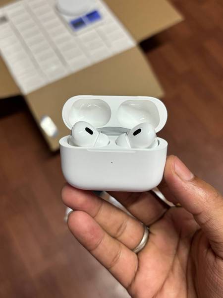 Iseven Airpods pro 2nd generation Bluetooth