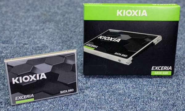 RNC KIOXEA EXCERIA SATA 240GB SSD SATA 1PC 240 GB All in One PC's, Desktop, Laptop, Servers Silver SATA III Internal Solid State Drive (SSD) (KIOXEA E...
