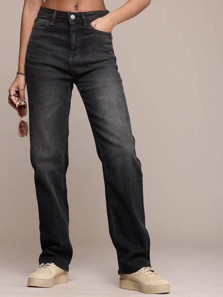 Roadster Straight Fit Women Black Jeans