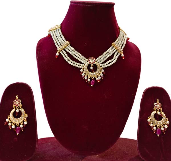 SHIRISHA Brass Gold-plated Maroon, White Jewellery Set