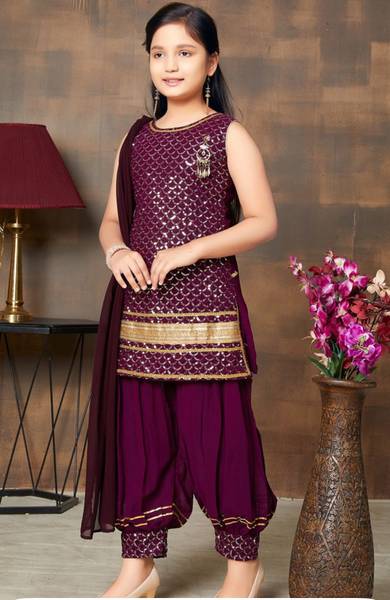 Classic Dresses Girls Festive & Party Kurti, Patiala and Dupatta Set