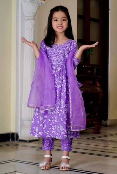 Renqiran Baby Girls Festive & Party Kurti, Legging and Dupatta Set