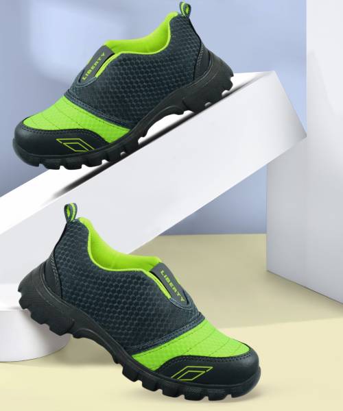 LIBERTY Boys Slip on Walking Shoes