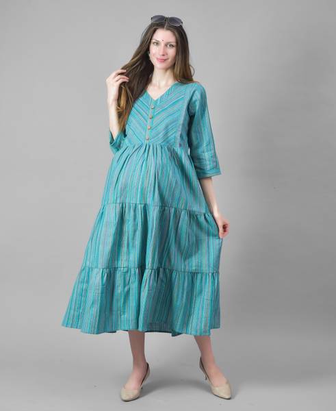 Negen Women Printed Flared Kurta