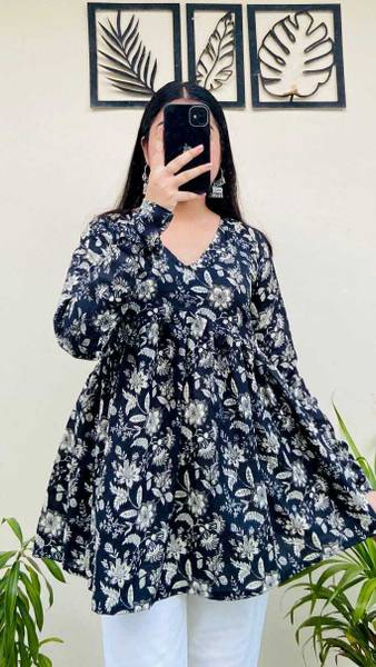 sarswa Women Printed Flared Kurta