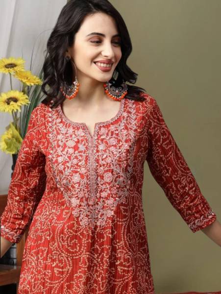 Wawlooks Women Printed, Embroidered Straight Kurta