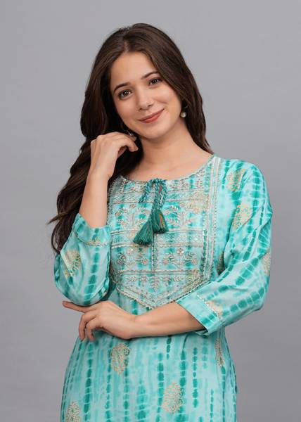 Sehrish Store Women Embroidered Straight Kurta
