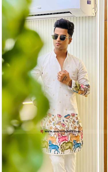 GRATITUDE ROCK Men Embroidered Straight Kurta