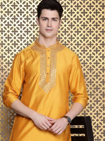 House of Pataudi Men Embellished Straight Kurta