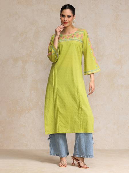 Varanga Women Embellished Straight Kurta