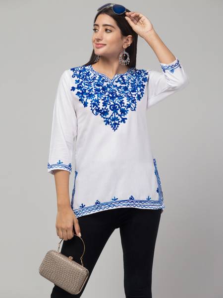 ASAD GARMENTS Women Embroidered Straight Kurta